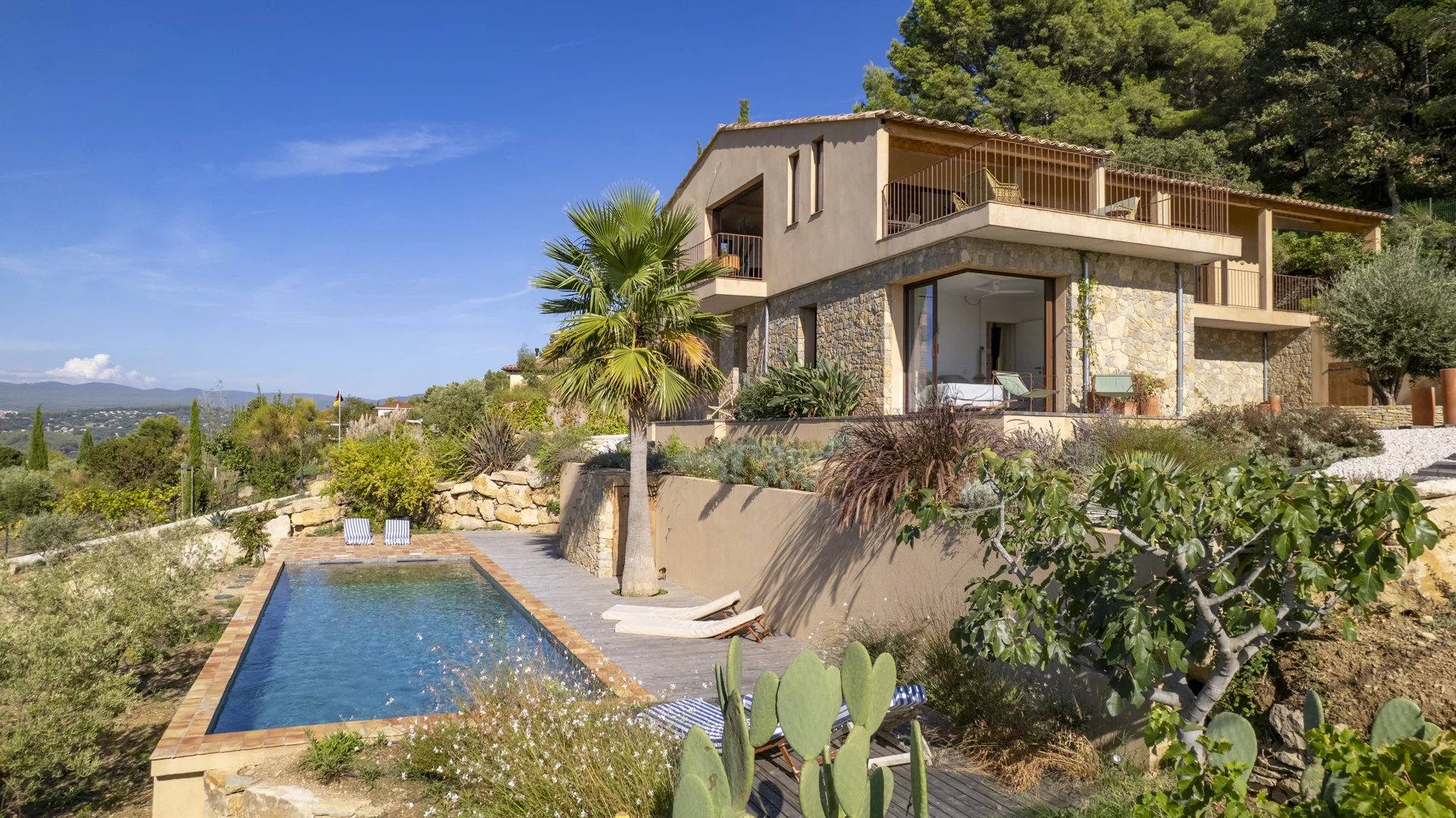 Villa contemporaine à La Cadière-d’Azur Villa contemporaine avec piscine et vue panoramique, La Cadière-d’Azur