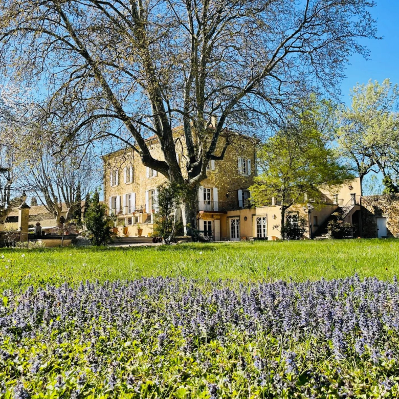 Luxury real estate photo | Charming Properties