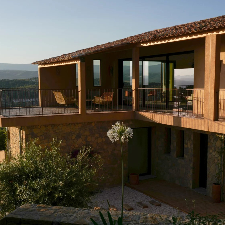 Luxury real estate photo | Charming Properties