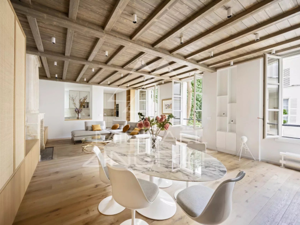 À Vendre – Maison de ville-  4 chambres – Voie Privée – Rue du Bac.