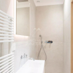 For sale - 2 rooms - new condition - rue du Bac