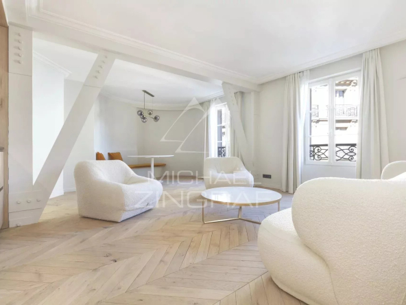 À VENDRE – APPARTEMENT DEUX PIÈCES – REFAIT À NEUF – ÉTOILE