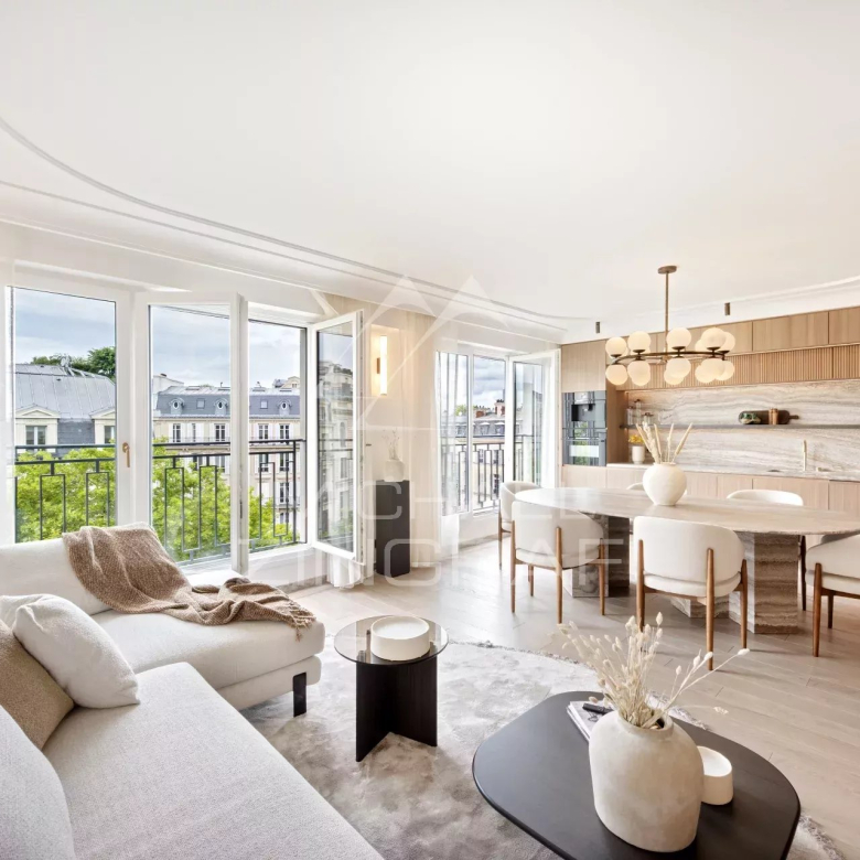 A VENDRE – Appartement 3 Chambres – Ile de la Cité – Vue Exceptionnelle