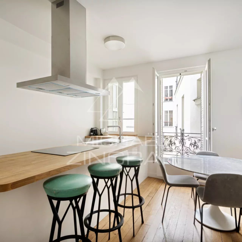 FOR SALE – Architect-Designed House – Garden – Panoramic View – SURESNES MONT VALERIEN