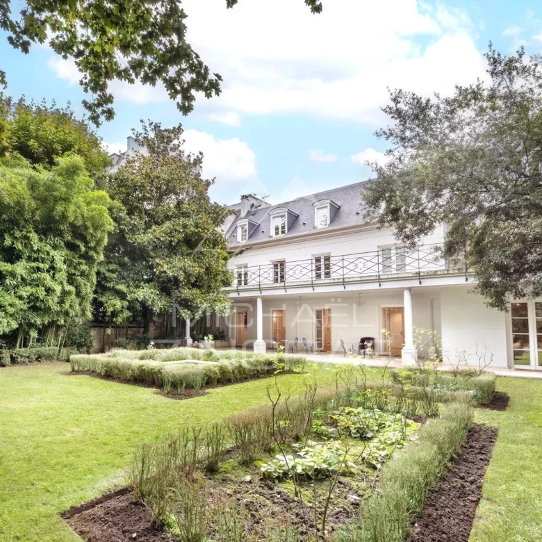 À VENDRE – APPARTEMENT PARFAIT ÉTAT – 2 PIÈCES – RUE SAINT SULPICE