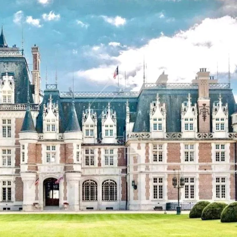 A VENDRE – Appartement 3 Chambres – Ile de la Cité – Vue Exceptionnelle