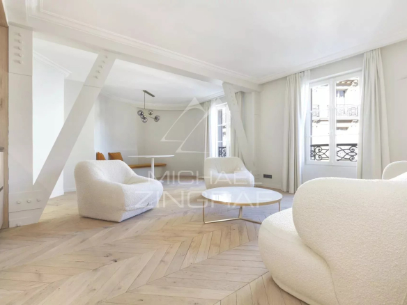 À VENDRE – APPARTEMENT DEUX PIÈCES – REFAIT À NEUF – ÉTOILE