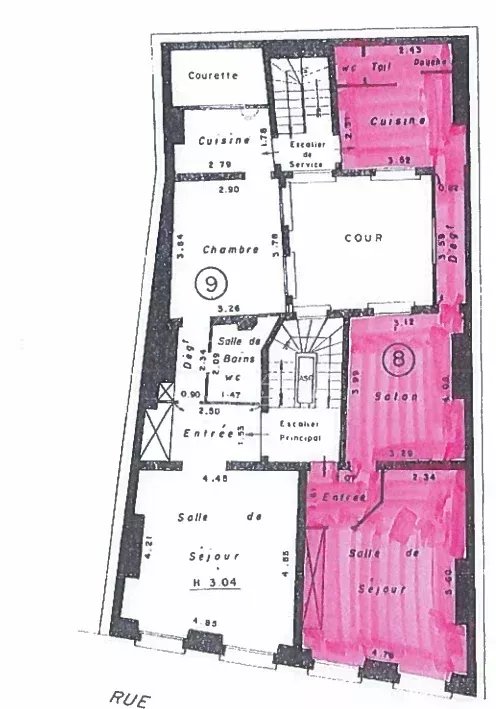 Plan d'un appartement de 2 pièces à Paris, montrant la disposition des pièces.
