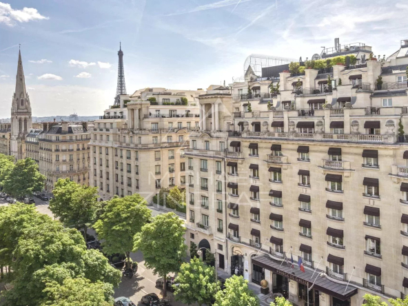 À vendre – Paris 8ème – George V – Trois suites