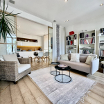 2/3 room signature apartment - Sea view of the legendary Croisette