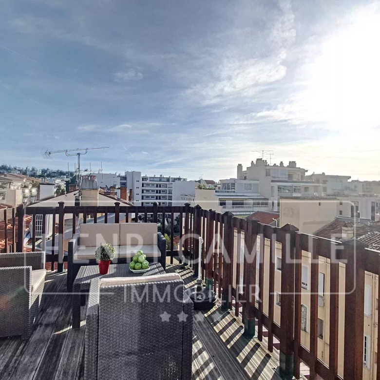 Manoir en Dordogne – Chartreuse Historique, avec Maison d’am