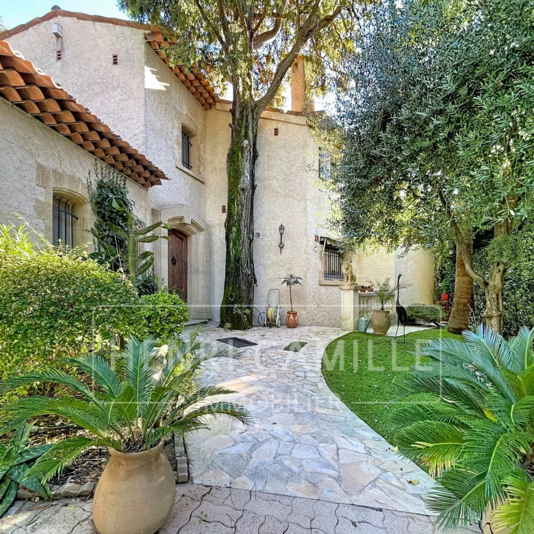 Résidentiel CANNES Proche centre