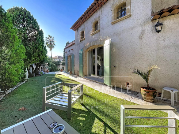 CANNES 5 mins from the city center