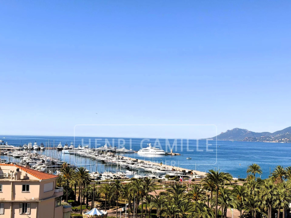 CANNES 2mn Croisette et Port Canto