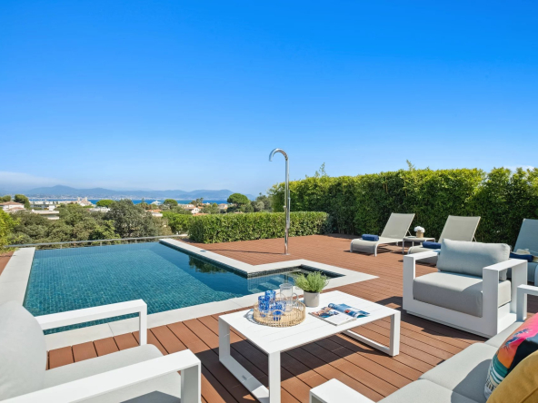 CAP D’ANTIBES –  Sous offre – Penthouse de 185m² dans résidence d’exception – E42
