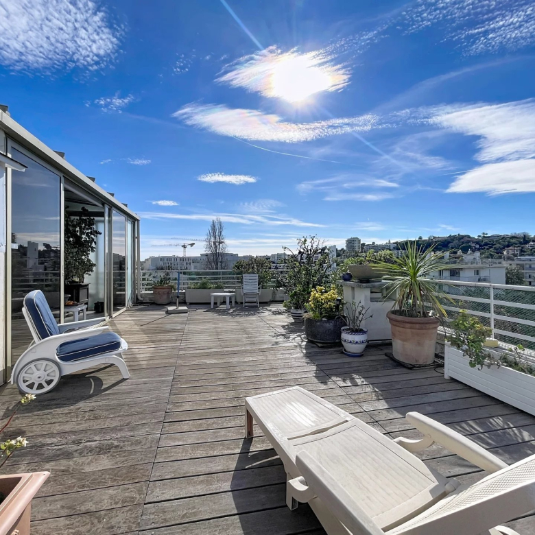 Luxury real estate photo | Charming Properties