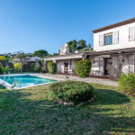 Domaine de Hauts de Vaugrenier – Villa avec vue mer et piscine privative dans domaine prestigieux avec piscine, tennis, gardien