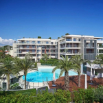 CAP D’ANTIBES – Appartement avec vue mer dans résidence d’exception