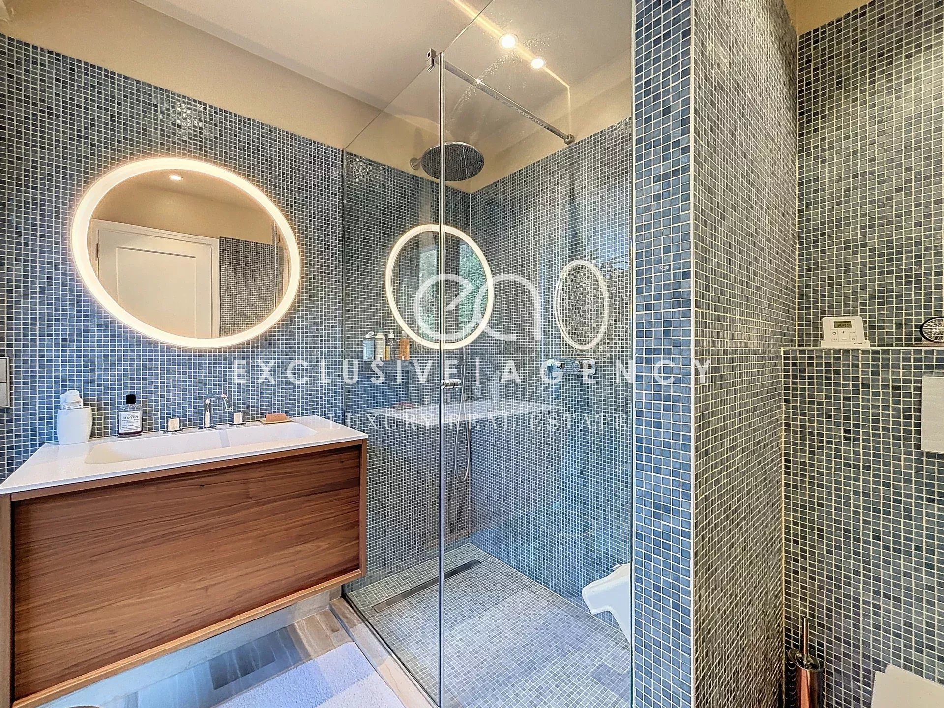 9f0fe61bb1910b843c7efdc8107dc46e_322cd26a14_1920-original