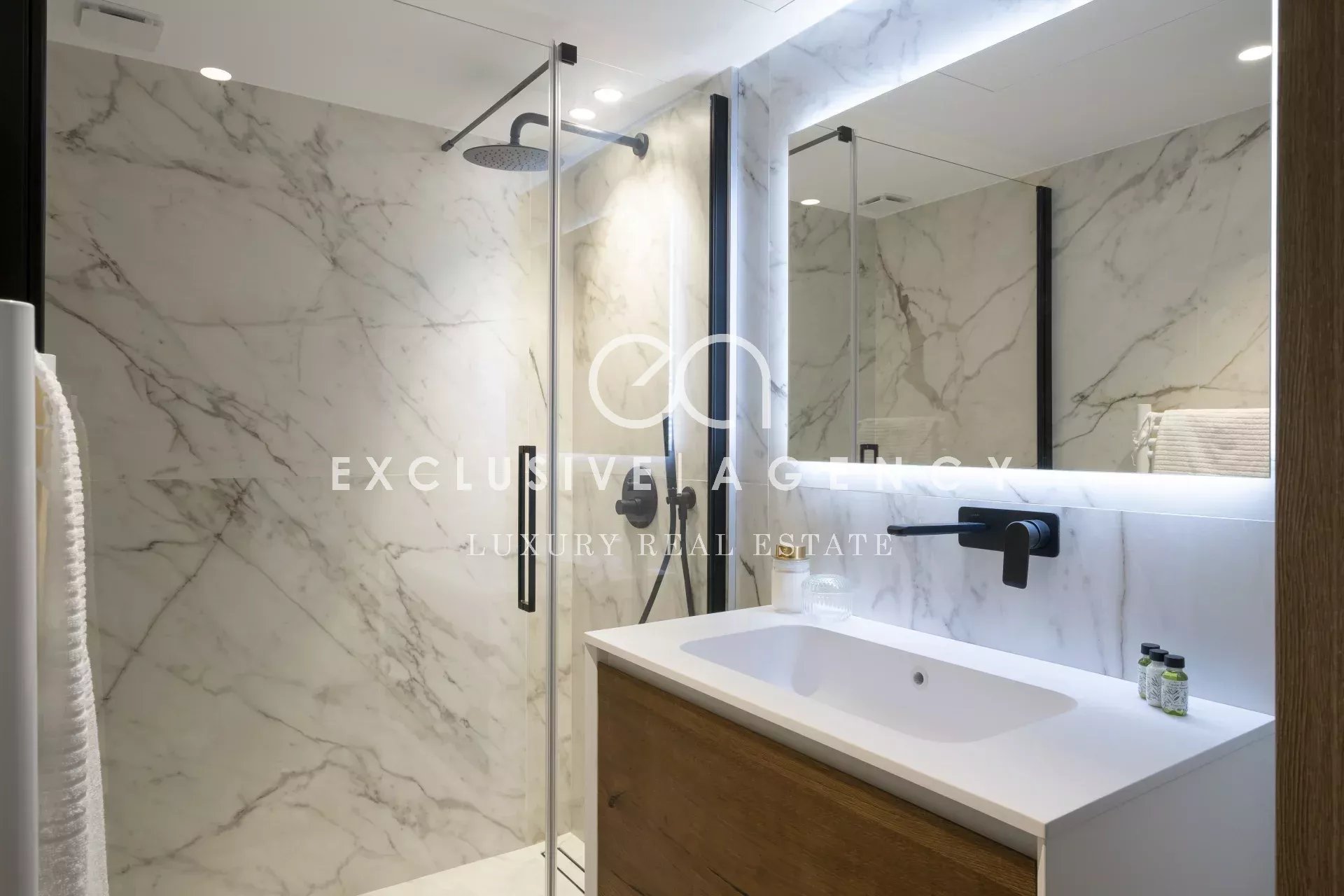 8cbbdb2de3f8b3df3240ffe56503c9c6_429b37791b_1920-original