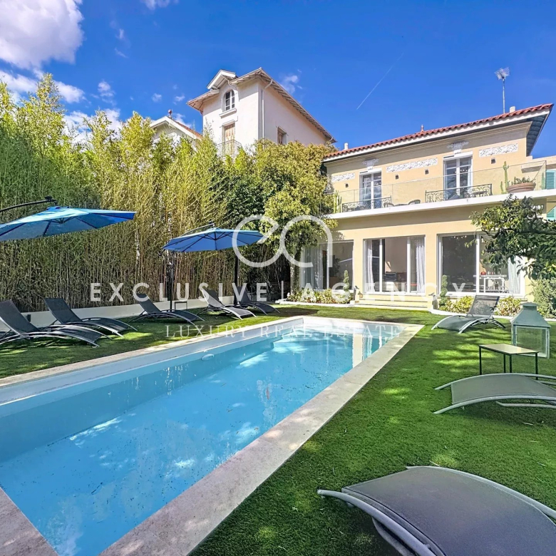 Cannes - Detached villa of 106m² with potential for expansion
