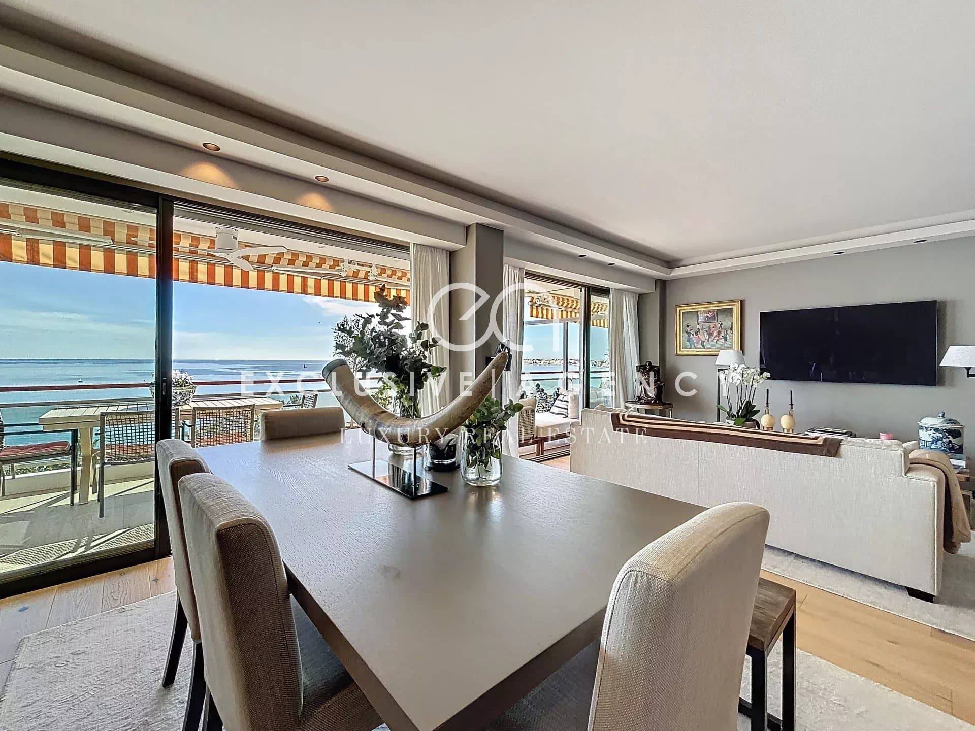 Interior of a modern apartment with sea views, located in Cannes Eden.
