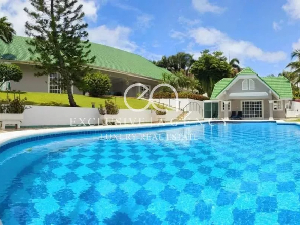 Phuket Villa 5 Chambres 480m² dépendance 30m²