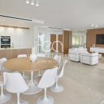 CANNES CALIFORNIA APARTMENT 143M² WITH ROOF TERRACE GARAGE AND CELLAR