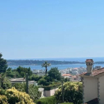 -Splendide deux-3 pièces avec double séjour , terrasse vue mer