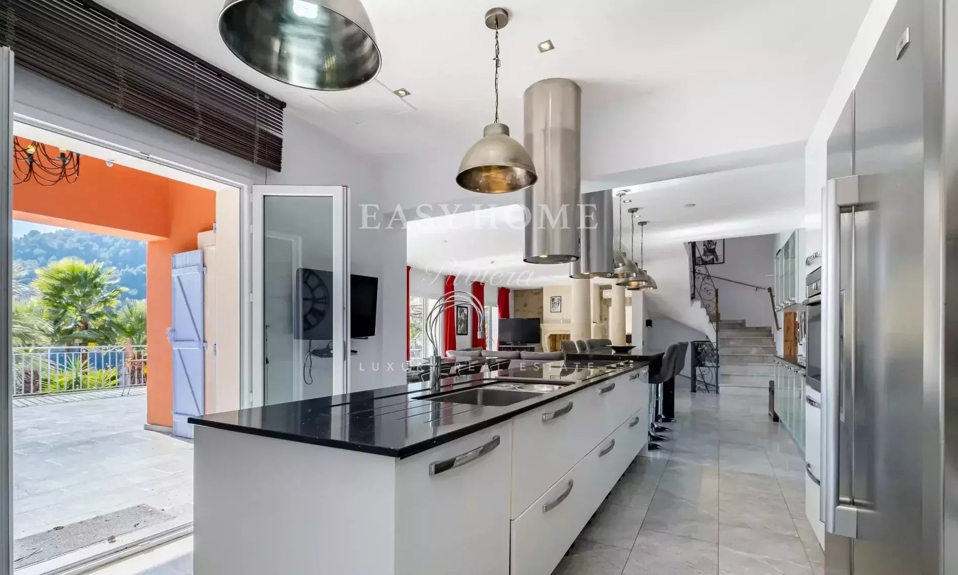 57d4328f52f54eaf68f9e629346c011f_148c255127_1893-original