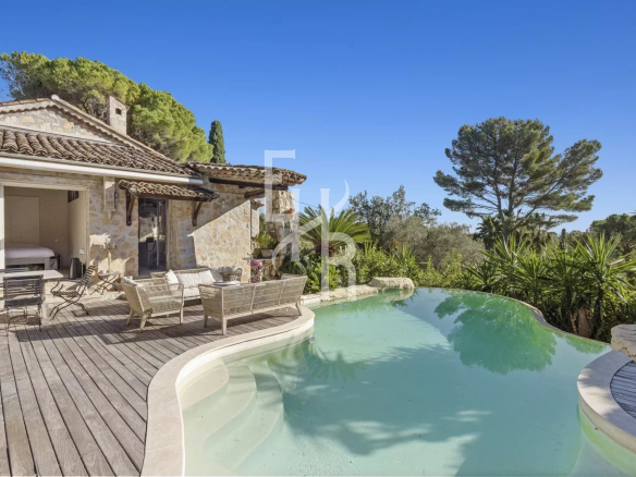 Charmante Villa Provençale dans un écrin de verdure