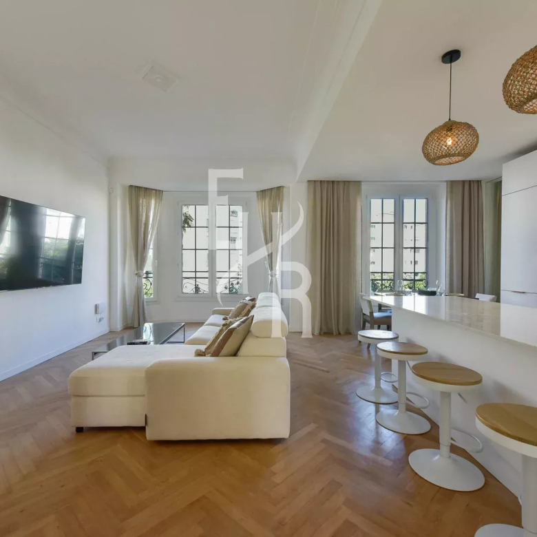 Penthouse near the Croisette