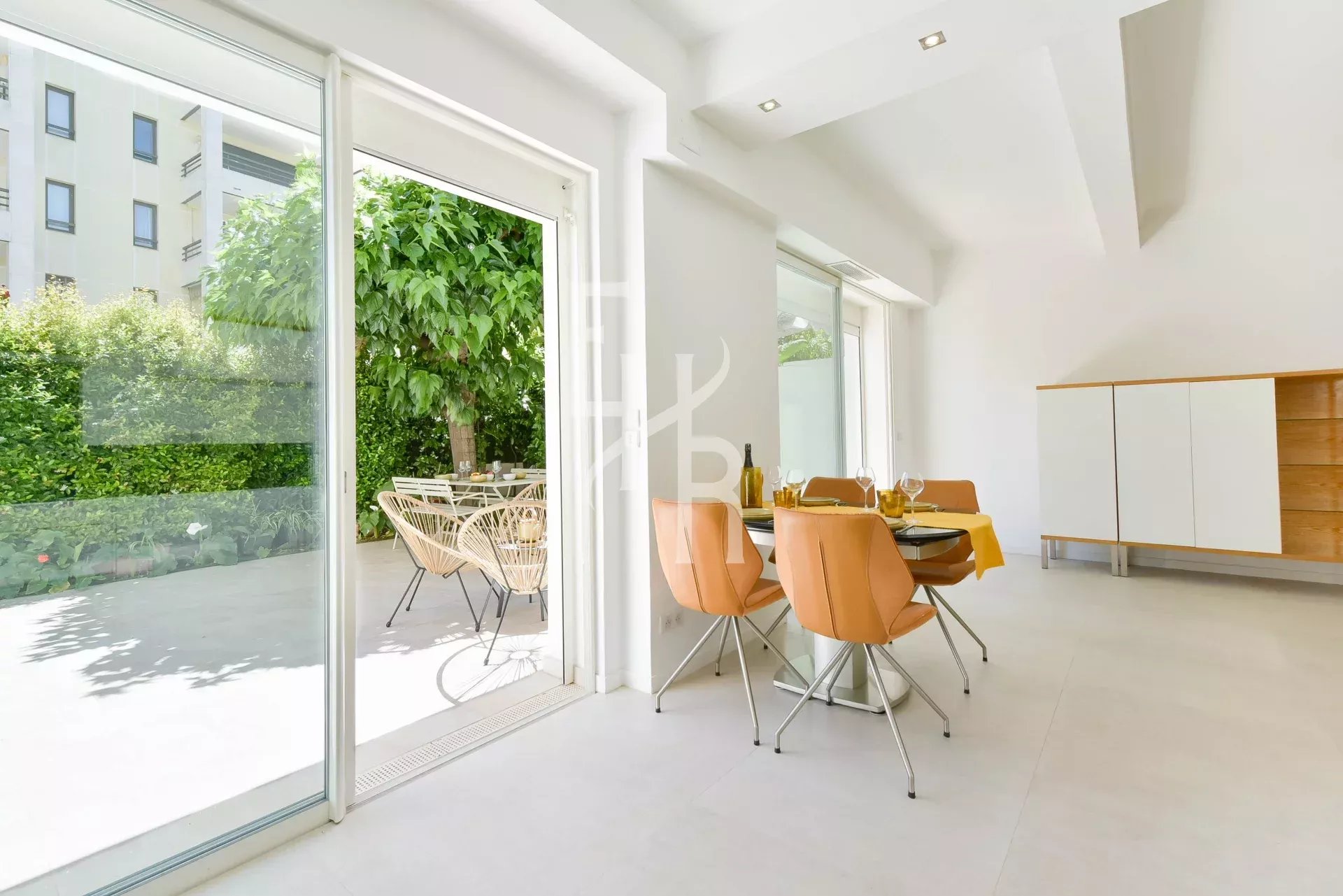 5c637a99b400f91850d670801390aee9_65773cb8dc_1920-original