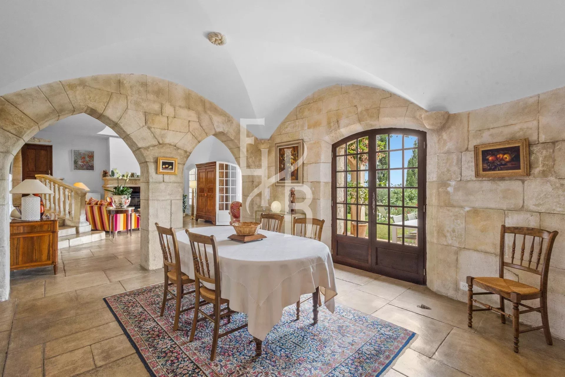 c4cb54157cb4bdcd2e7a72a790ca9301_b175629663_1920-original