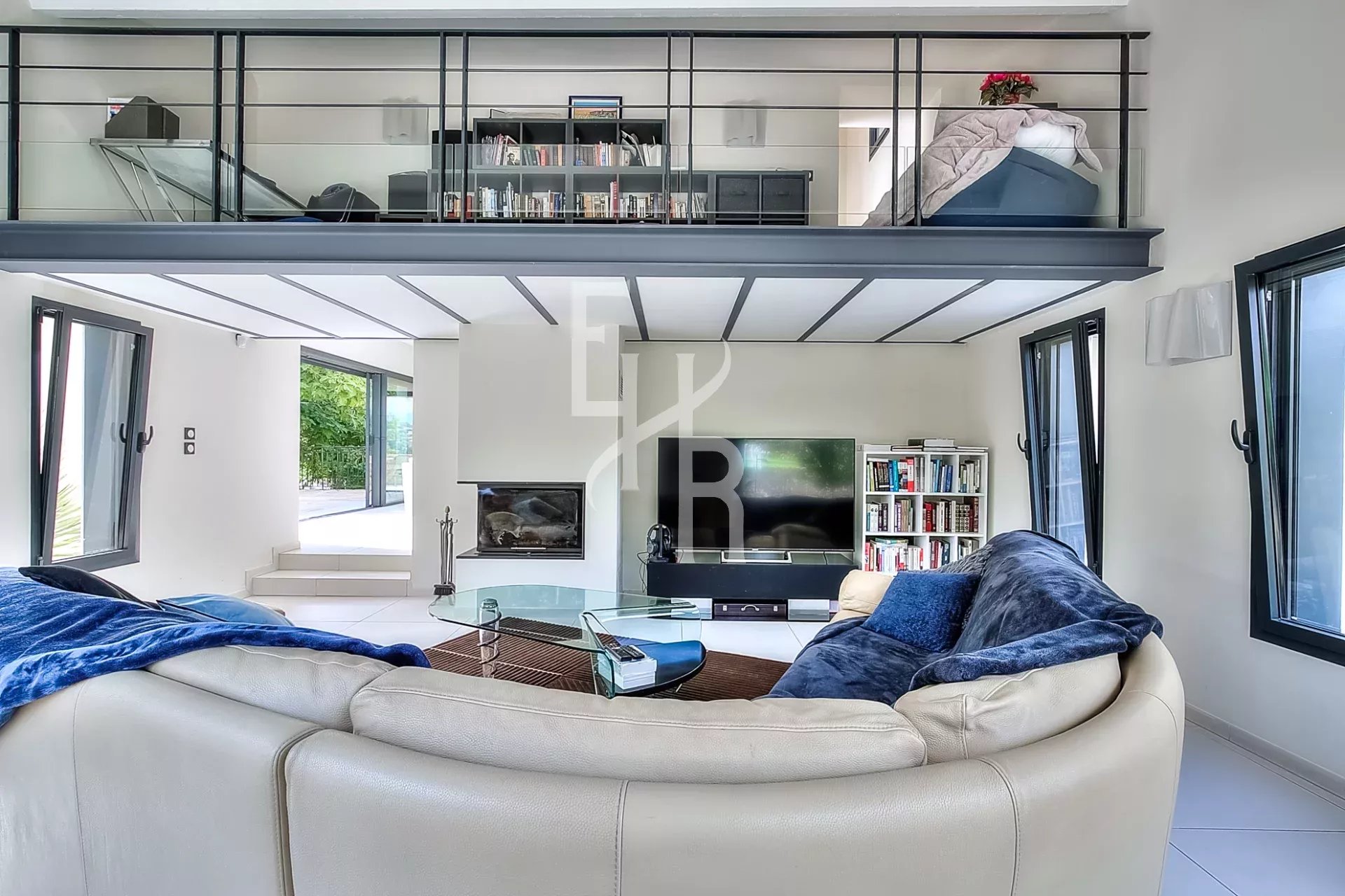 0115c559954a27bc2e81b44f9015e6f4_aa0b3a49c6_1920-original