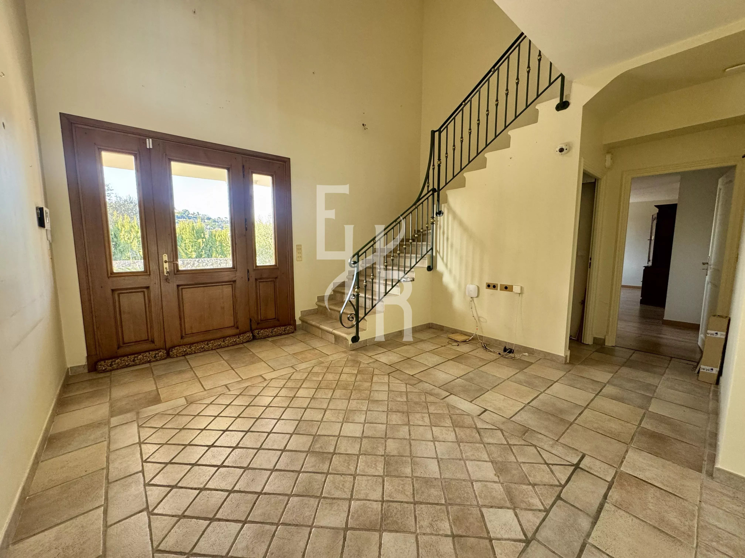 1bf73c5b319547c7f54edf284a84456d_0625d2a3e8_4032-original