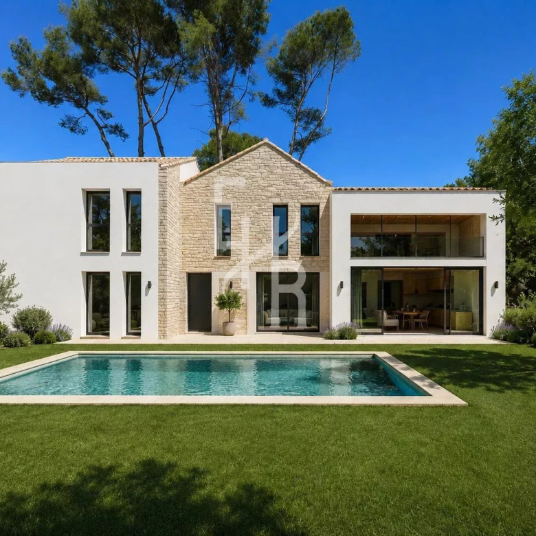 Seasonal villa rental in Mougins with village view