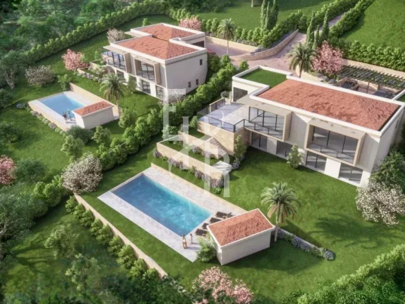 A vendre à Mougins, terrain à diviser en 2 villas avec permis de construire purgé