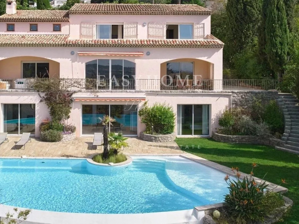 Villa Maison Propriété 15 minutes de Cannes vue mer panoramique