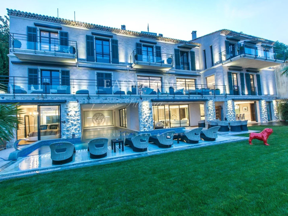 VILLA MAISON PROPRIETE CANNES VUE MER PANORAMIQUE