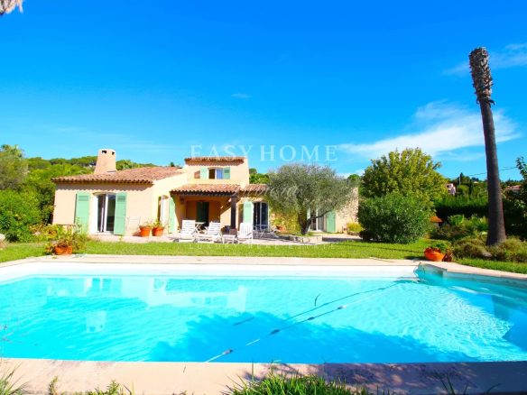 MOUGINS