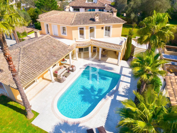 Achat / Vente Villa Mougins au Calme Absolu