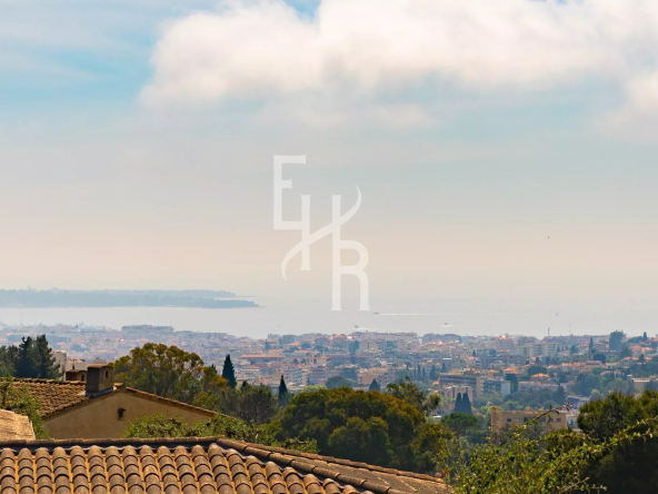 Vente villa de prestige vue mer à MOUGINS