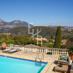 Villa d’exception à quelques minutes de Cannes à Vence avec une vue de rêve