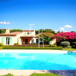 MOUGINS