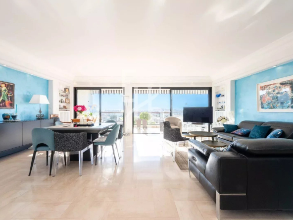 A vendre Cannes Appartement 3/4 pièces lumineux de 105 m² avec terrasse, garage et cave