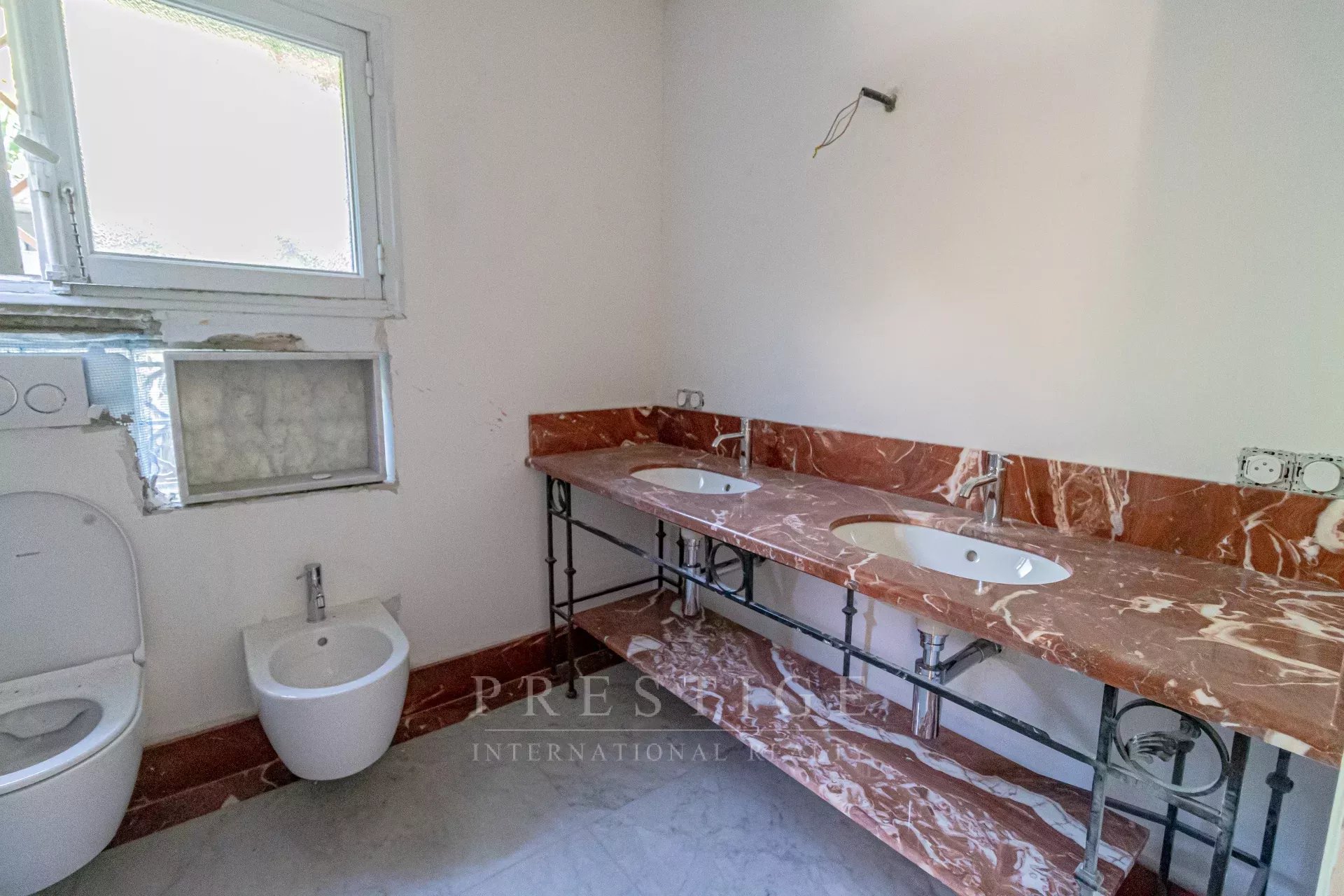 586d702b185429ad2a9c0508dbf85e78_c10f00f39f_1920-original