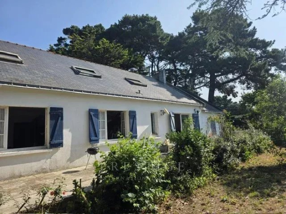 Villa individuelle à Guérande avec jardin, 7 pièces et combles aménagées.