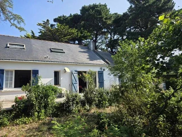 Villa individuelle à Guérande avec jardin, 7 pièces, 175m² habitable.