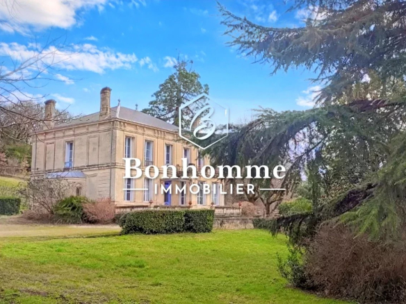 9-room property-270m² Lestiac-sur-Garonne